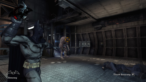 batman-arkham-asylum-throw-batarang